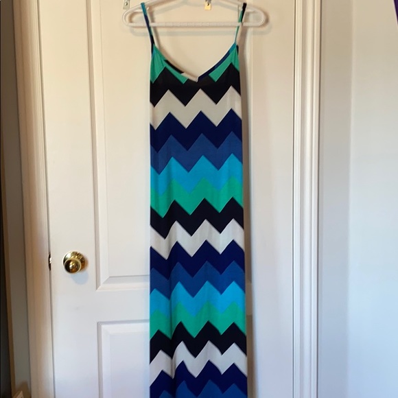 Zig Zag Maxi Dress - Picture 1 of 4